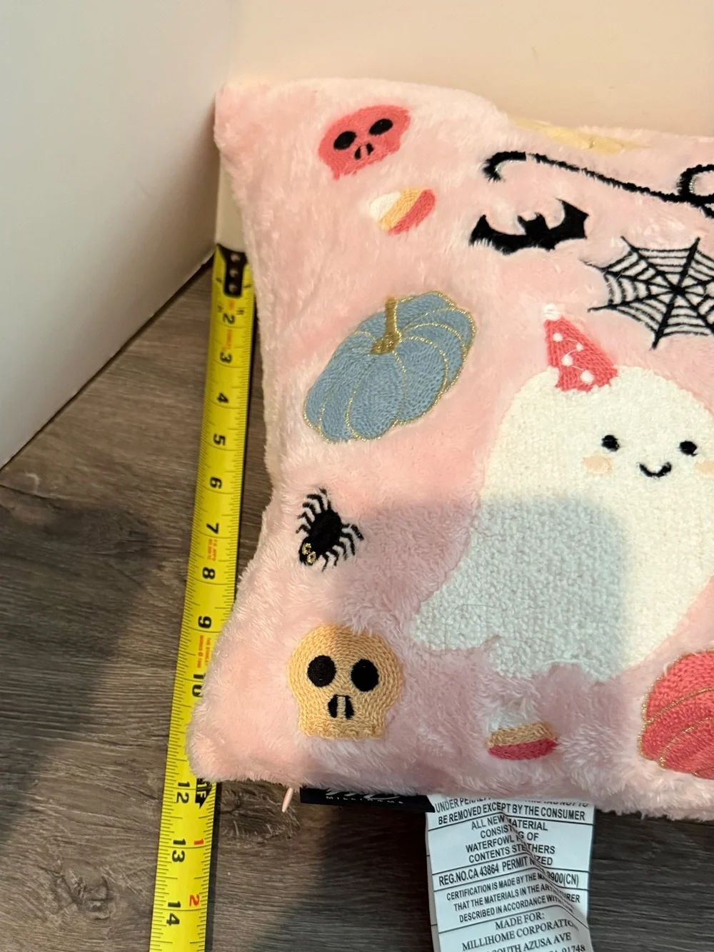 Super Soft and Fluffy Millihome “Hey Boo” Pink Halloween Accent Pillow- NWT